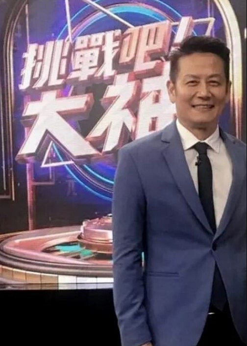 疯狂的青少年情侣 - 妹儿嗨视频